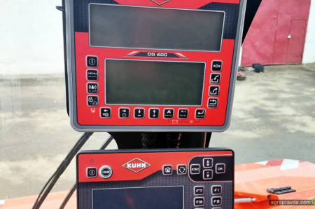 Господарству на Хмельниччині ексклюзивно поставили KUHN SPW Intense 25.2.CL