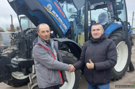 Господарство Харківщини обрало трактор New Holland T6050 Electro Command