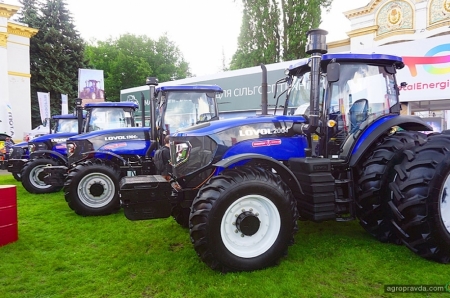 Какие интересные тракторы представили в Киеве к сезону