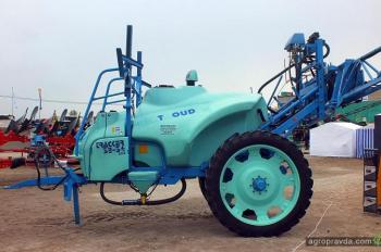 Флагман тракторов Fendt – модель 936 Vario показана в Украине