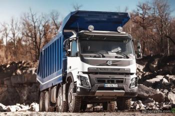 Volvo FMX снова стал самым популярным строительным самосвалом в Украине