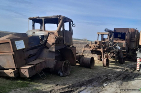 Українські фермери звозять до кордону знищену росією техніку