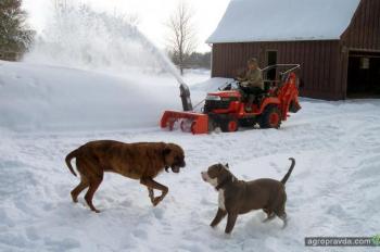 Как зимуют тракторы. Фото